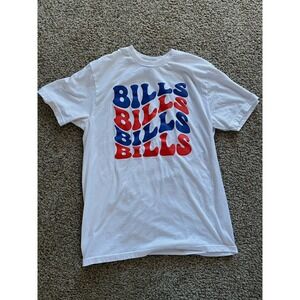 Retro Gildan women's  Buffalo Bills NFL Football White Shirt T-Shirt Size M